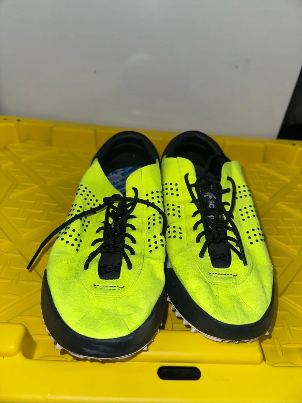 Adidas x Alexander Wang Hike Low Men's Solar Yellow Sneakers Size 11.5 AC6841
